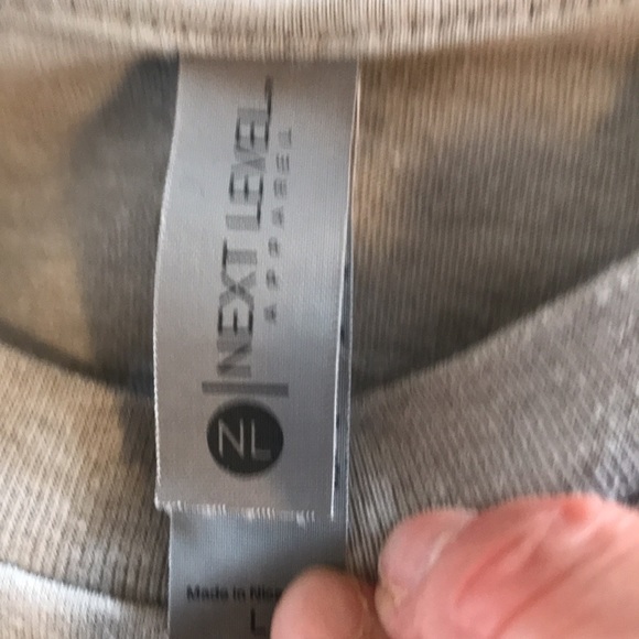 🙉 Next Level Apparel Crested Butte tee - Picture 6 of 7